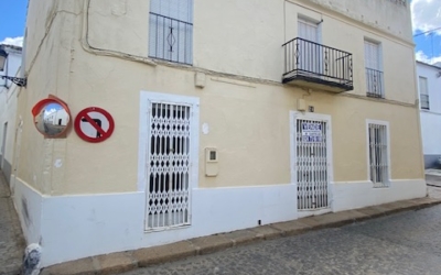 Locales Comerciales en Calle Badajoz (Barcarrota)